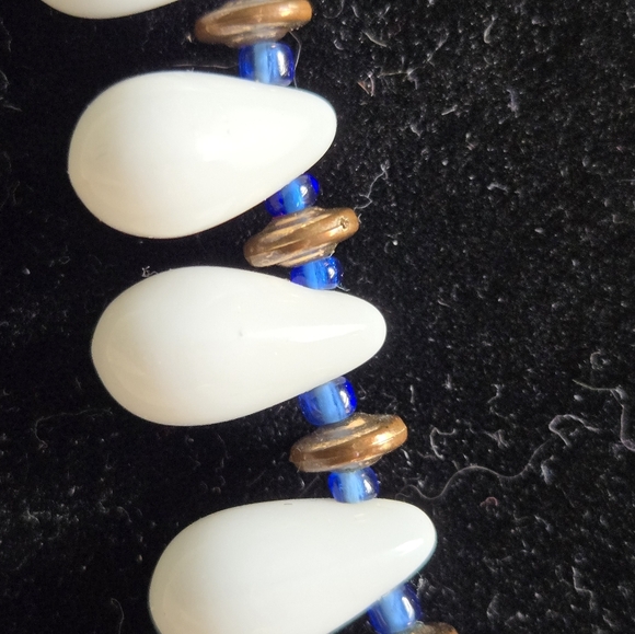 Miriam Haskell Necklace Milk Glass Bead White & Blue Glass Beaded Signed Vintage - Picture 4 of 16